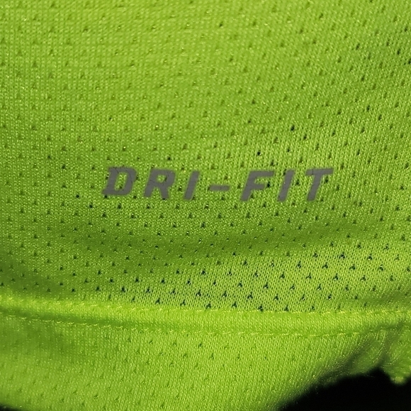 Nike Tank Top - Picture 4 of 7